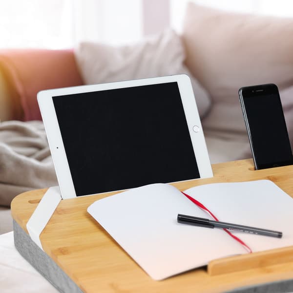 Grå Lapdesk med bambusbakke