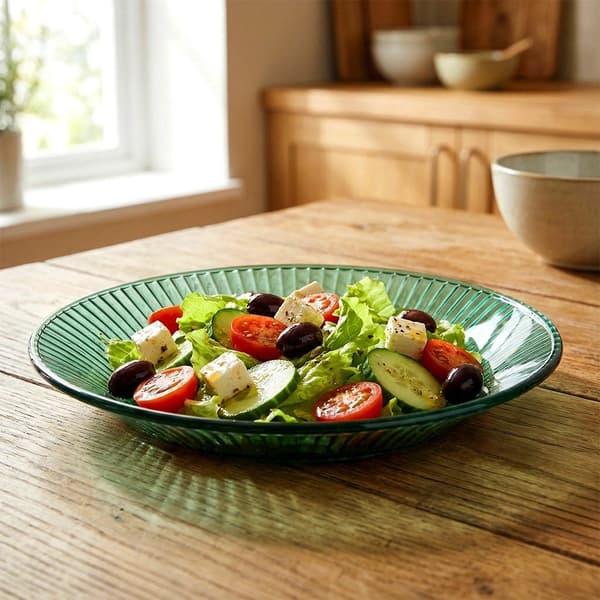 Grönt glasdessertfat, 20,5 cm ribbad design