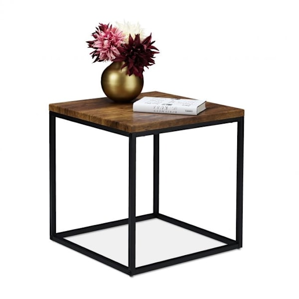 Sidebord i industriel stil