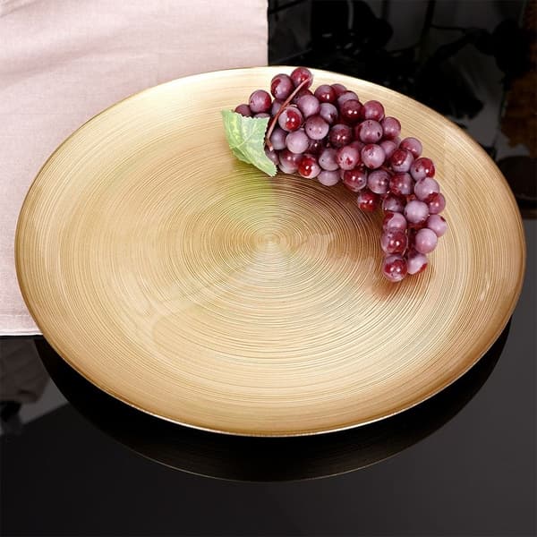 Elegant gyldent glasfad til måltider og snacks