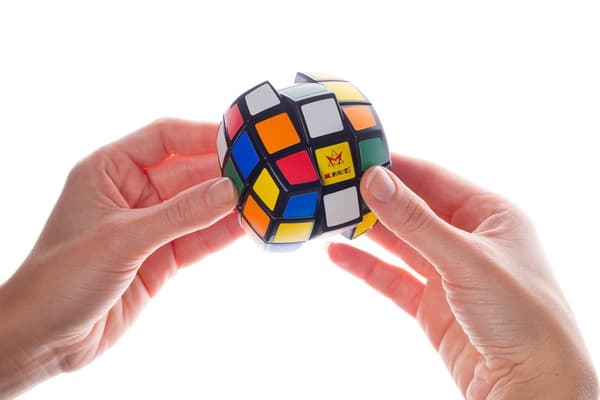 Senaste Toys Brainteaser Kudde Cube