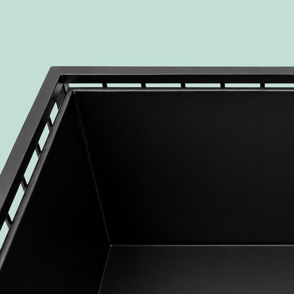 Svart växtställ i järn, 61 cm – Modern gitterdesign