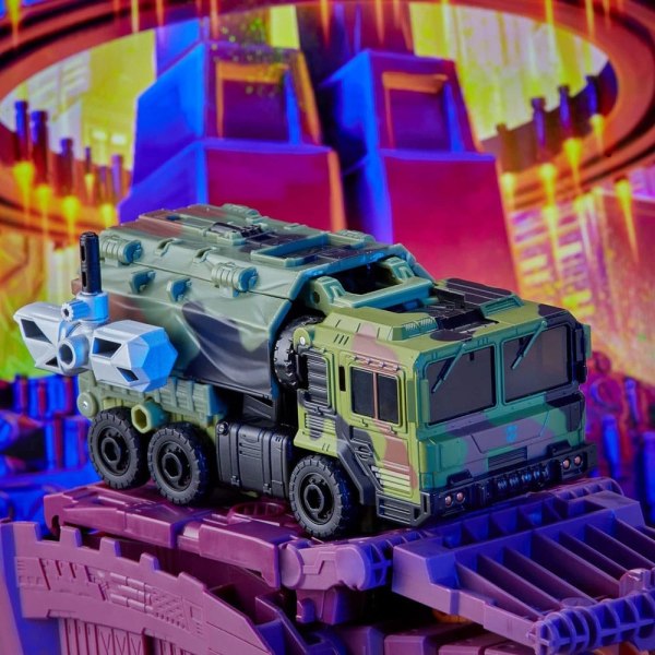 Transformers Generations LegacyWreck 'N Rule Collection Action F