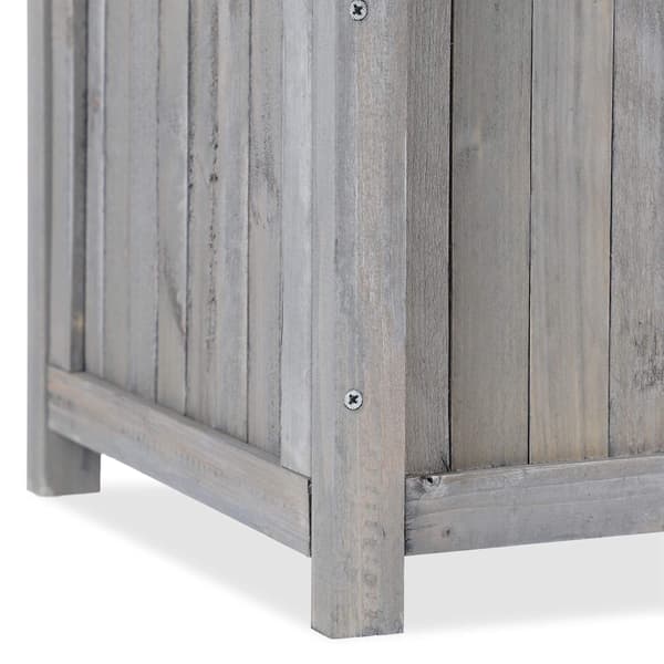 Grå plantekasse med espalier