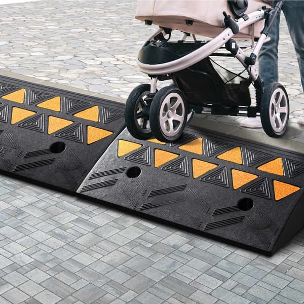 Gummikantramper 2-pack, 11,3 cm höjd, 4,3 ton