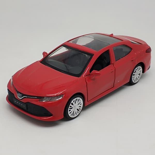 Toyota Camry støbt modelbil i skala 1:43, pullback-funktion