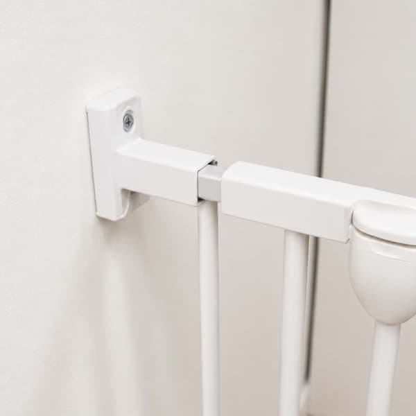 Vit stålgrind, justerbar 85–180 cm