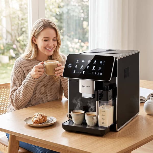 Automatisk kaffemaskine med kværn og mælkeskummer