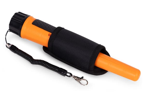 Vedenpitävä Pinpointer-metallinilmaisin LED-valolla