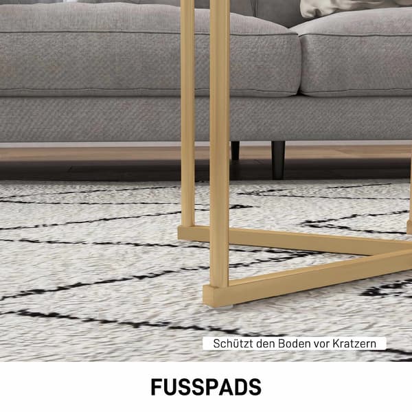 Modernt soffbordsset med hopfällbara möbler och ben i guldfärgat stål