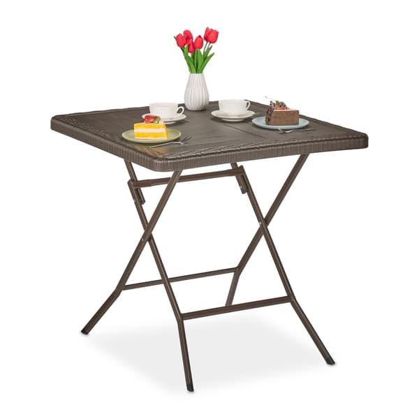 Trädgårdsbord i trälook