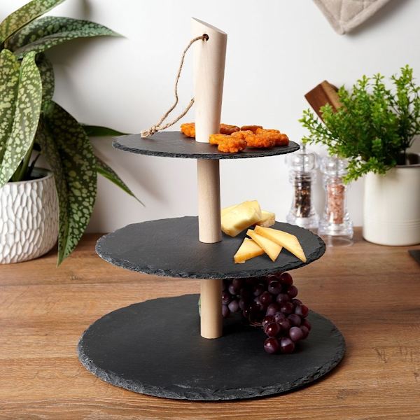Stenfat i tre våningar: Elegant för desserter och aptitretare