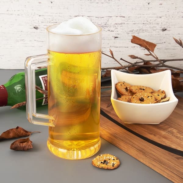 Muovinen oluttuppi 620 ml