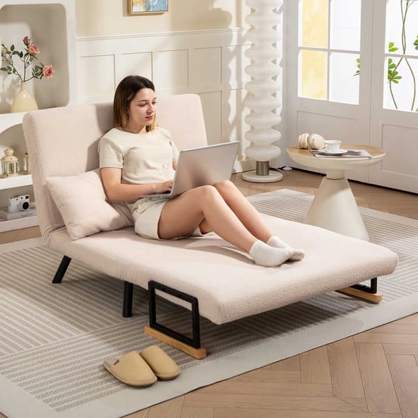 Konvertibel sammetsbäddsoffa med kuddar, beige