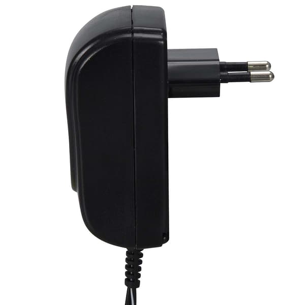 Universel Eco-strømadapter, 1500 mA, 8 stik, sort