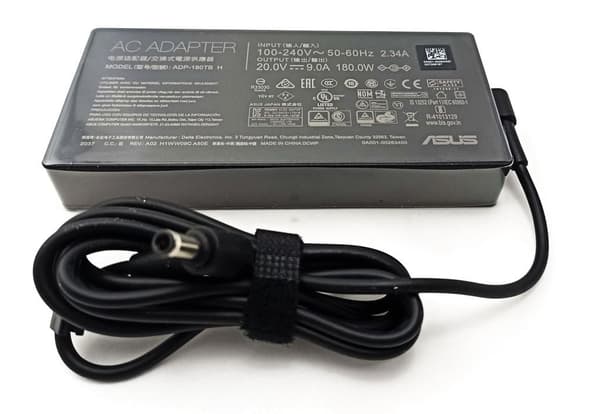 Asus-sovitin 180W 20V 3-nastainen 6Phi