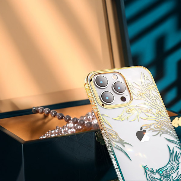 Luksuriøst iPhone 14 Plus cover med Phoenix Series krystaller, guld og blå