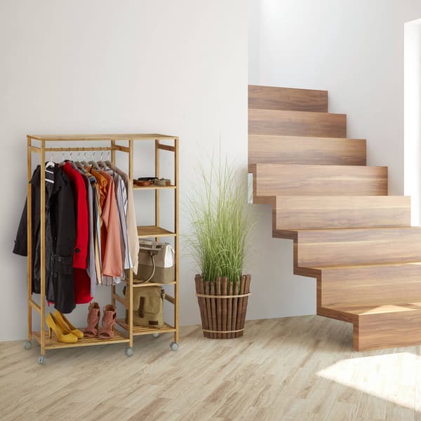 Rullegarderobe i bambus