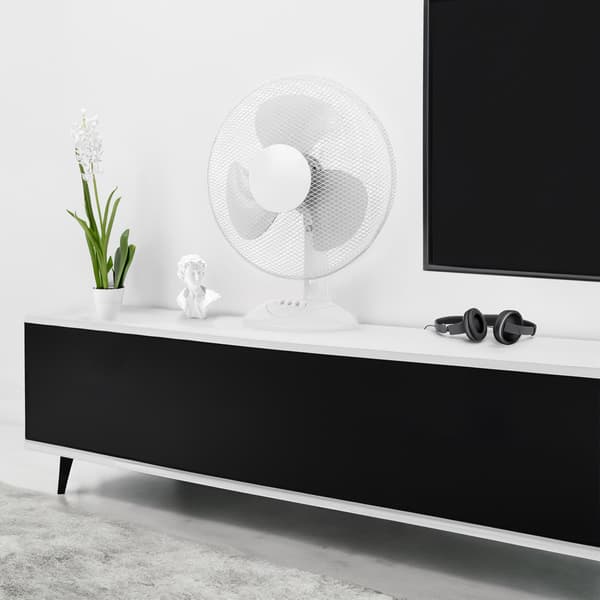 Bordventilator, hvid – 38W, 3 hastigheder, 90° oscillation