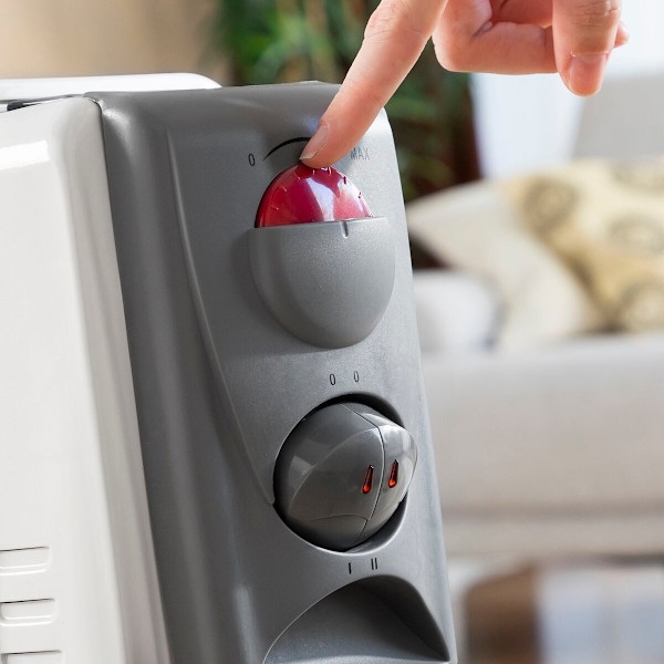 Öljyllä täytetty jäähdytin Oileven InnovaGoods 2500 W (11 kammio)