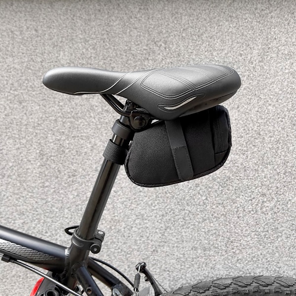 Lille cykelsadeltaske 0,6 l, sort