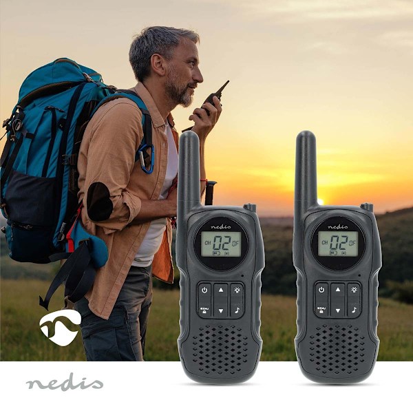 Walkie-talkie sæt | 2 håndsæt | Op til 10 km | Frekvenskanaler: 8 | PTT / VOX | op til 3 timer | Hovedtelefonudgang | Sort