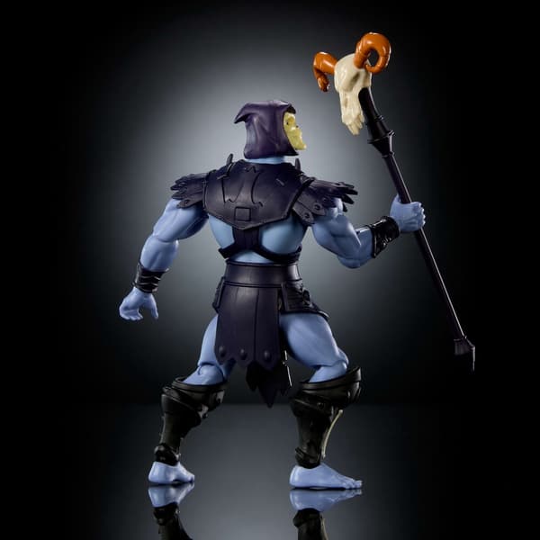 Mästaren av universumets tecknade samling Origins Skeletor-figur 14 cm