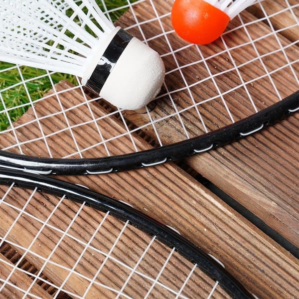 Badmintonset för två med lätt och flexibel racket