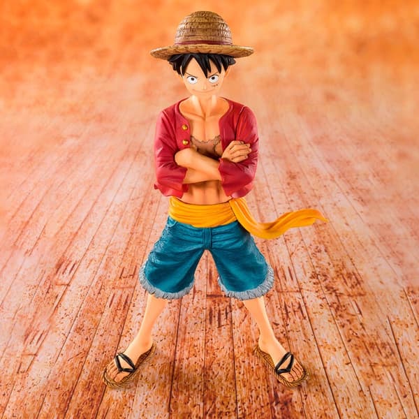 One Piece Monkey D. Luffy stråhatfigur, 14 cm samleobjekt