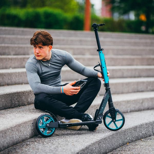 Turkis kick-scooter, justerbar højde, foldbart design