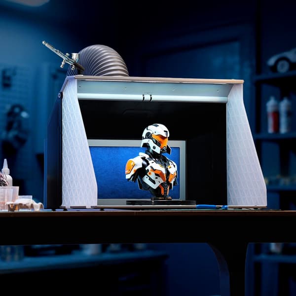 Airbrush-sprutbox, dubbla fläktar, LED-lampor, avgasslang