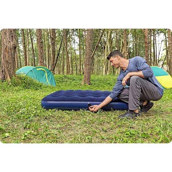 Oppustelig madras 203x152x22 cm med stempelpumpe Bestway 67003