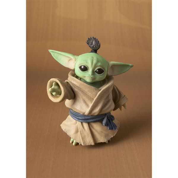 Mandalorian Beskar rustningssæt med 18 cm Grogu figur