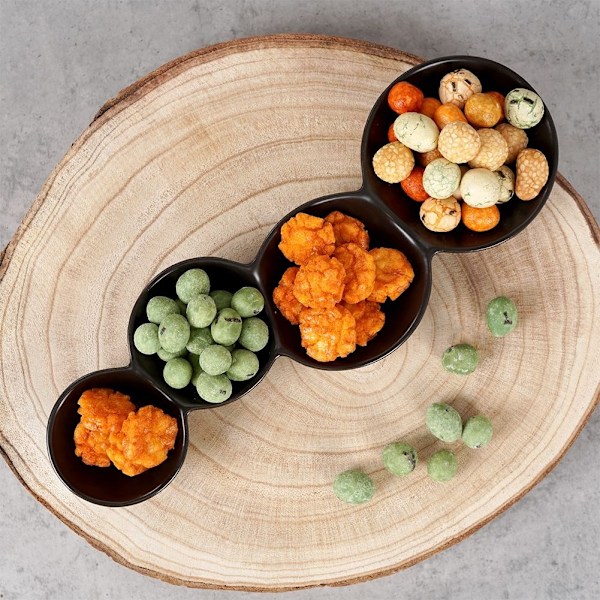 Skål til snacks i sort porcelæn, 4-delt til dyppesovs