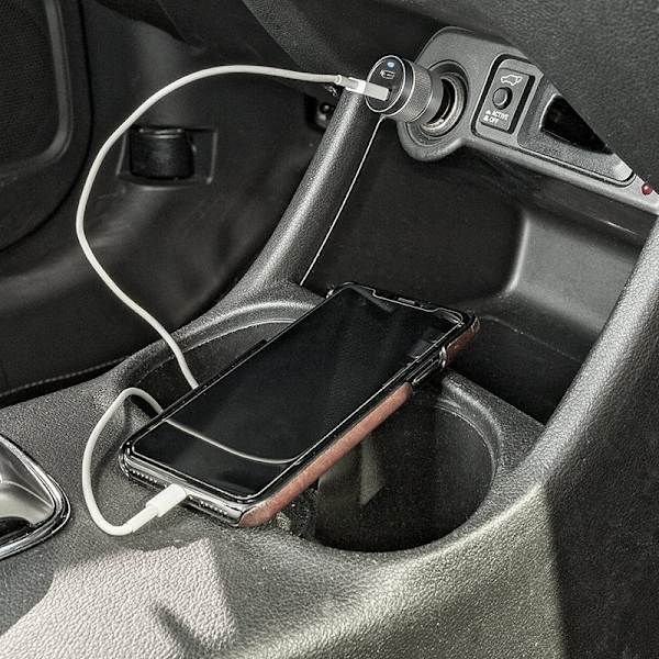 2-vägs USB-laddare typ A + C 12V/24V 3100mA
