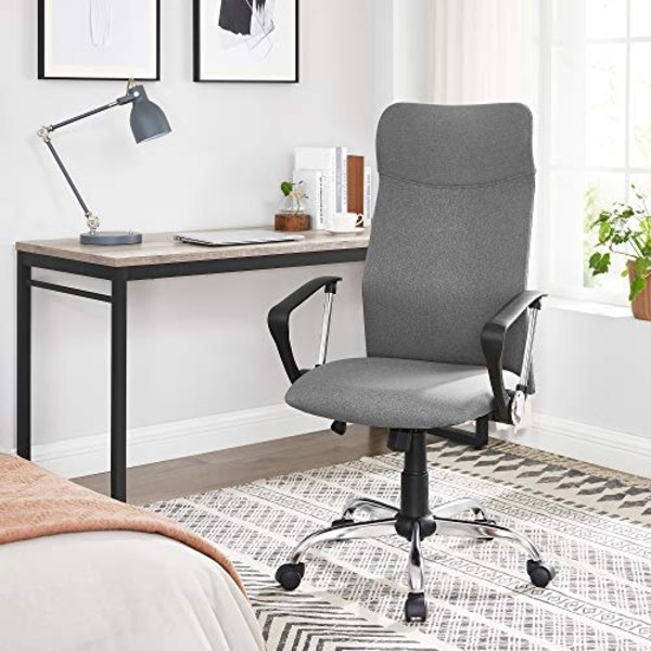 Ergonominen harmaa toimistotuoli, säädettävä korkeus ja kallistus