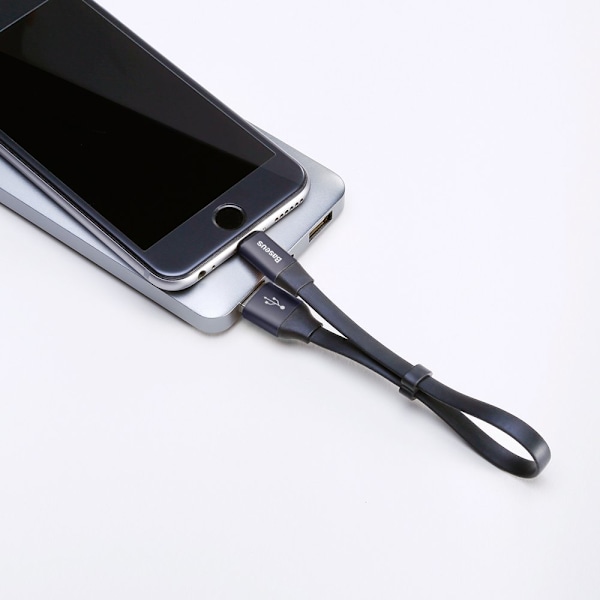 Litteä kaapeli Iphone Lightning USB-kaapeli pidikkeellä 2A 23cm musta