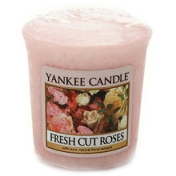 Yankee Candle - Fresh Cut Roses - Aromatic votive candle 49.0g