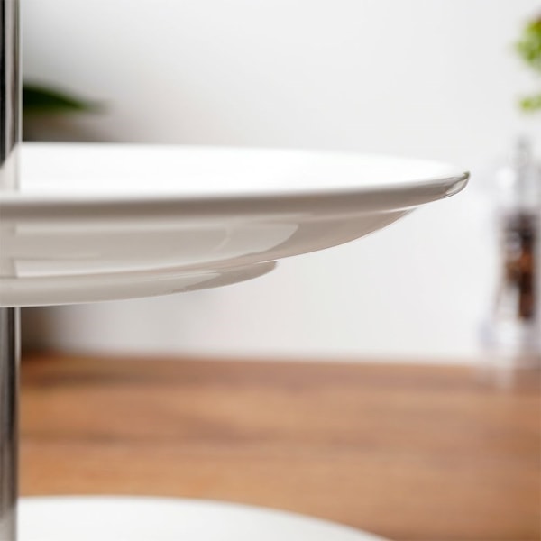 Elegant serveringsfad i tre niveauer i porcelæn og rustfrit stål