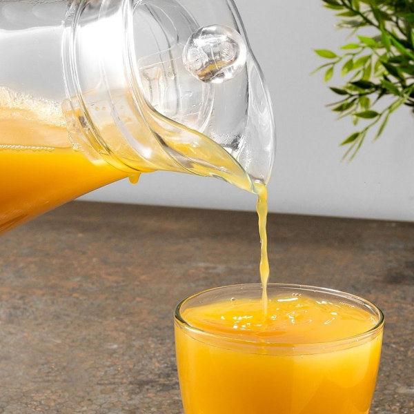 Alsidig kande 1,4L: Håndtag, låg, perfekt til drinks