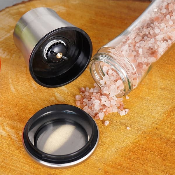 Justerbar håndkværn til peber og salt