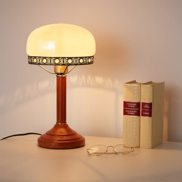 Bordlampe i antik stil beige