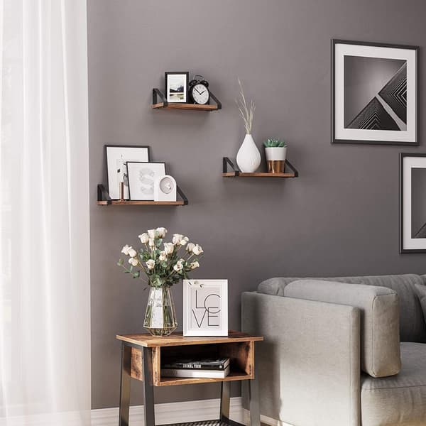 Kolmen puisen loft-riippuhyllyn sarja