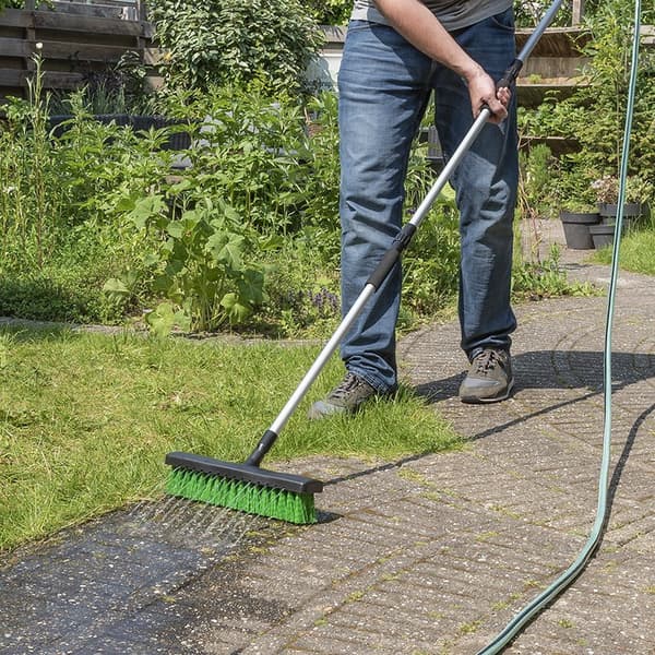 Vandkost med haveslangetilslutning