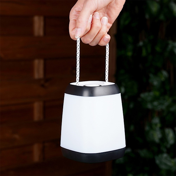 Kannettava LED-lamppu akulla ja kolmella valotilalla
