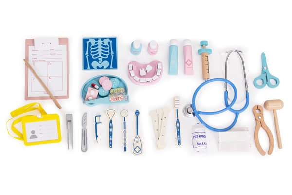 Träläkarlekset för barn, 34-delars medicinskt kit
