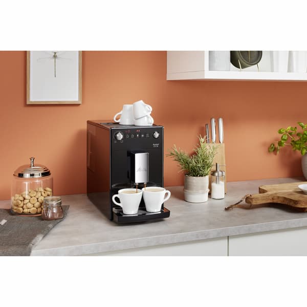 Automatisk kaffemaskin, slimmad design, tyst kvarn