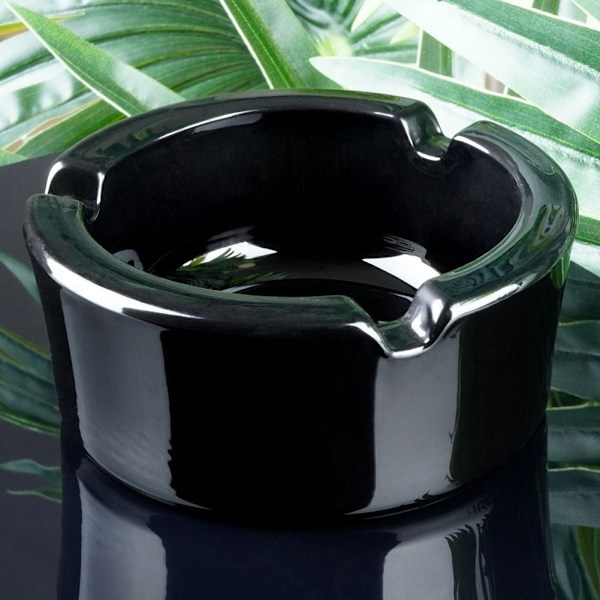 Elegant rundt askebæger i sort glas til hjem & have