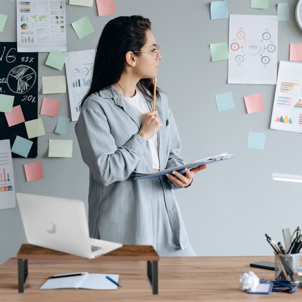 Monitorstativ – Ergonomisk, industriell design, skrivbordsarrangör