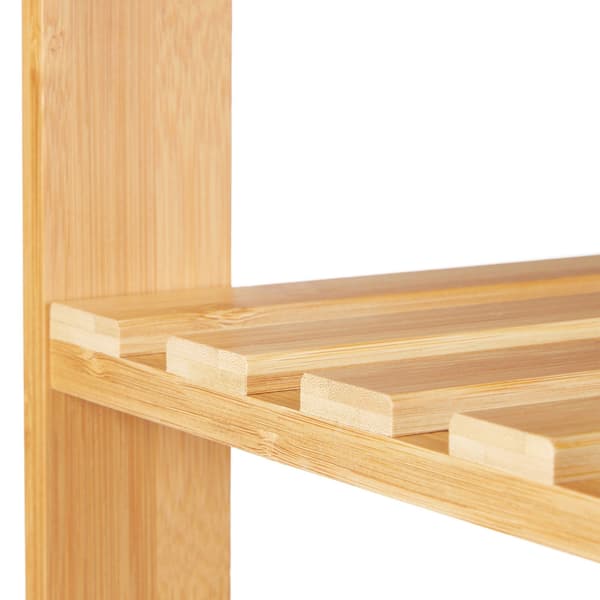 Bambu kenkäteline, jossa penkki